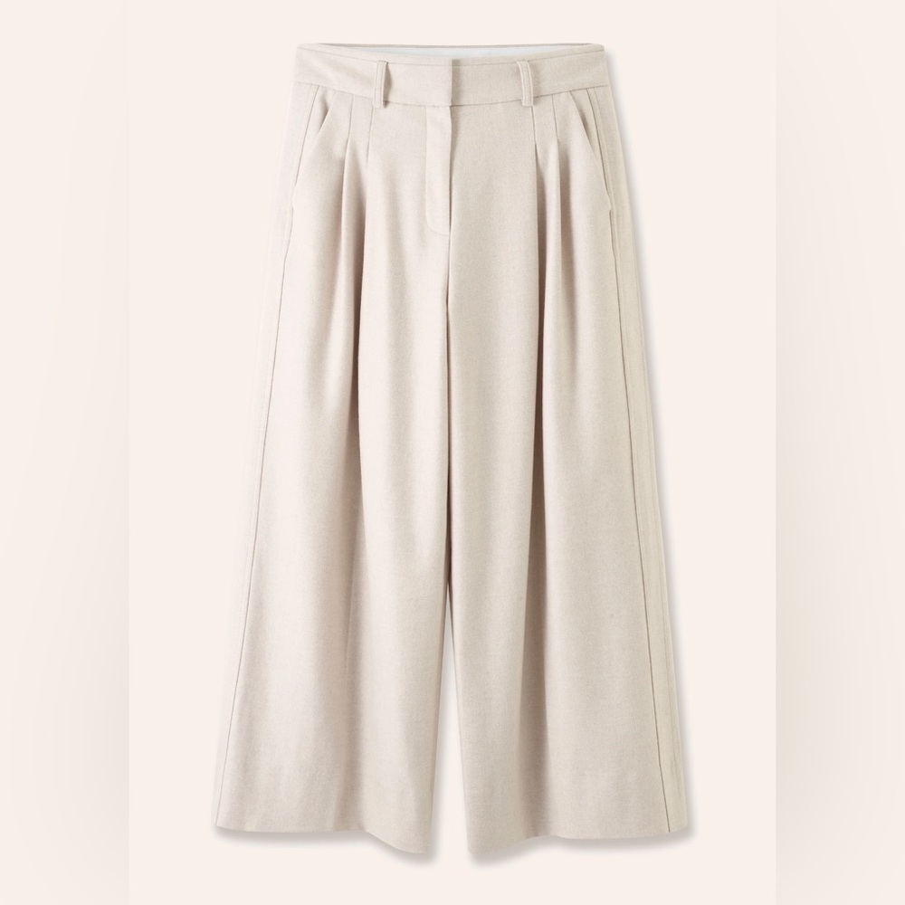 Me + Em luxe flannel trousers, NWTs in color cream
